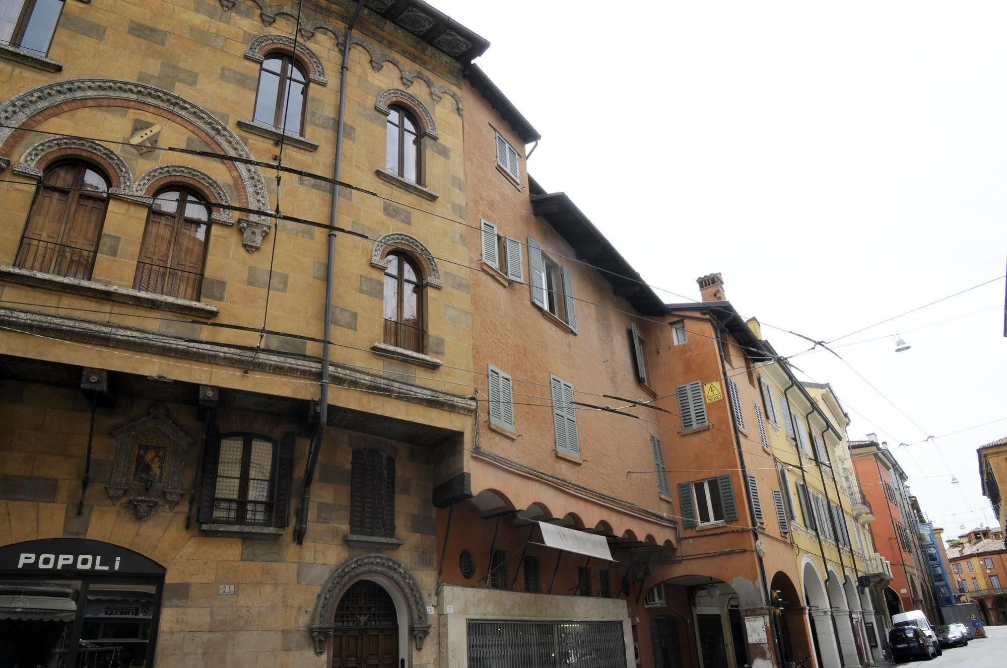 Emilia Suite Modena Exteriör bild